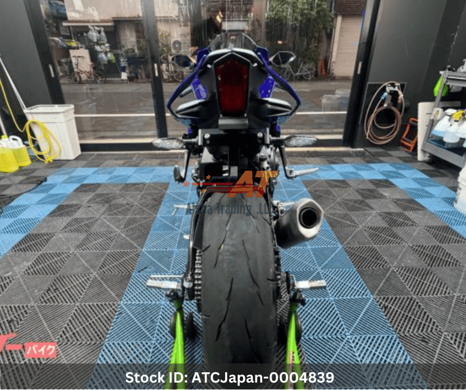 2022 Yamaha YZF-R1